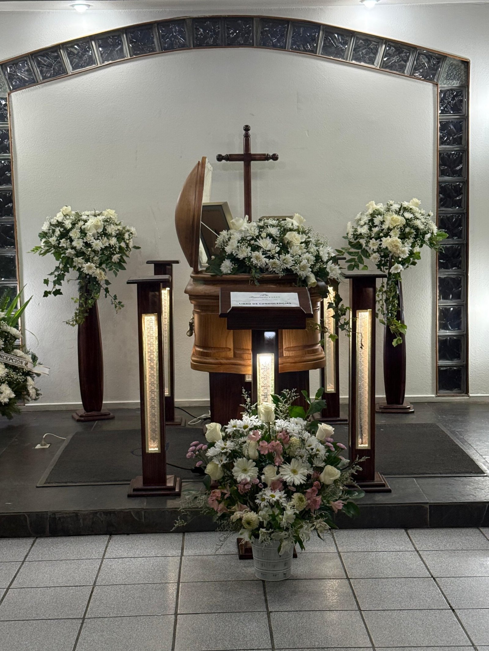 Equipo y atención de Funeraria Karen